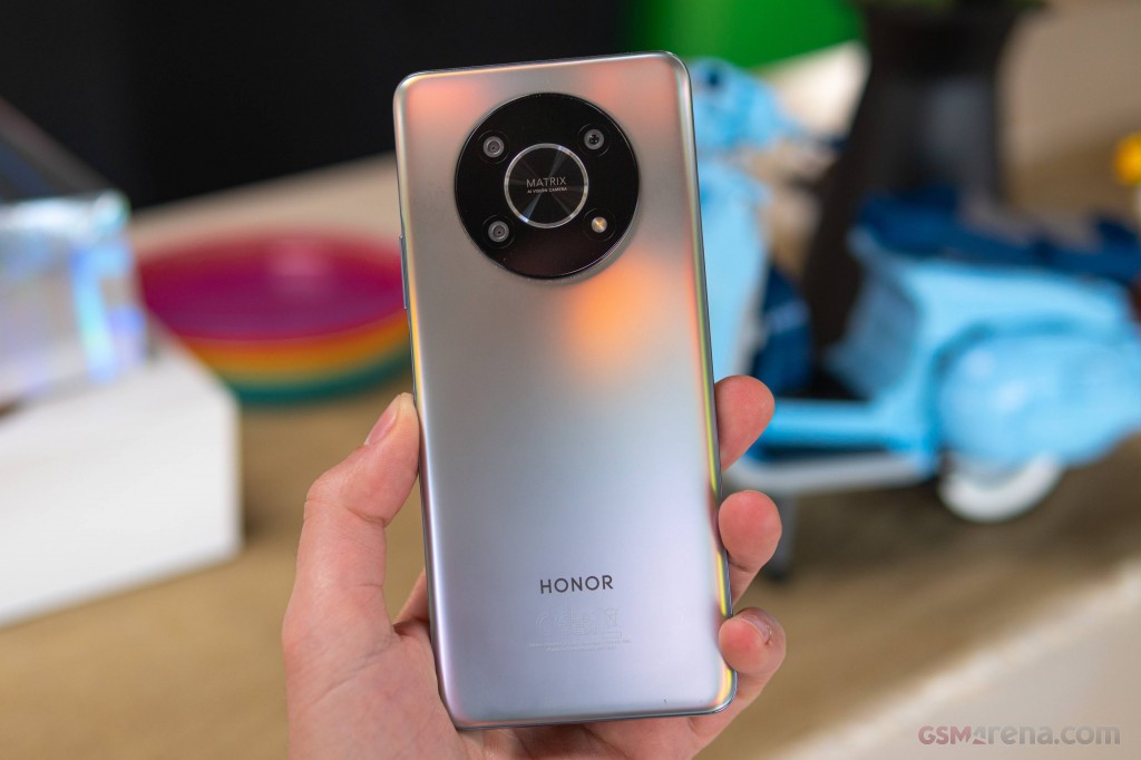 Honor Magic4 Lite 5G 3