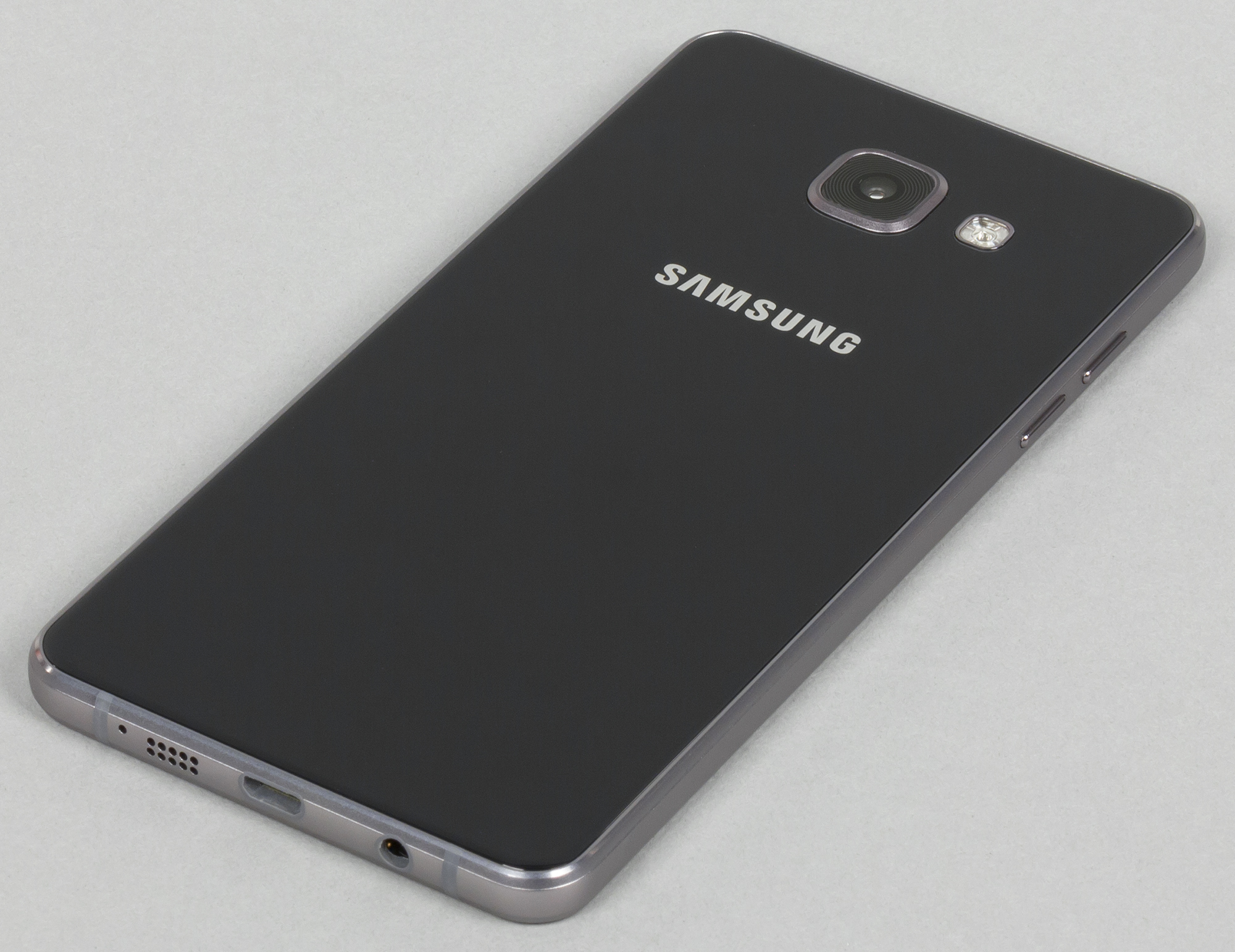 Samsung Galaxy A5 (2016) A510F 2