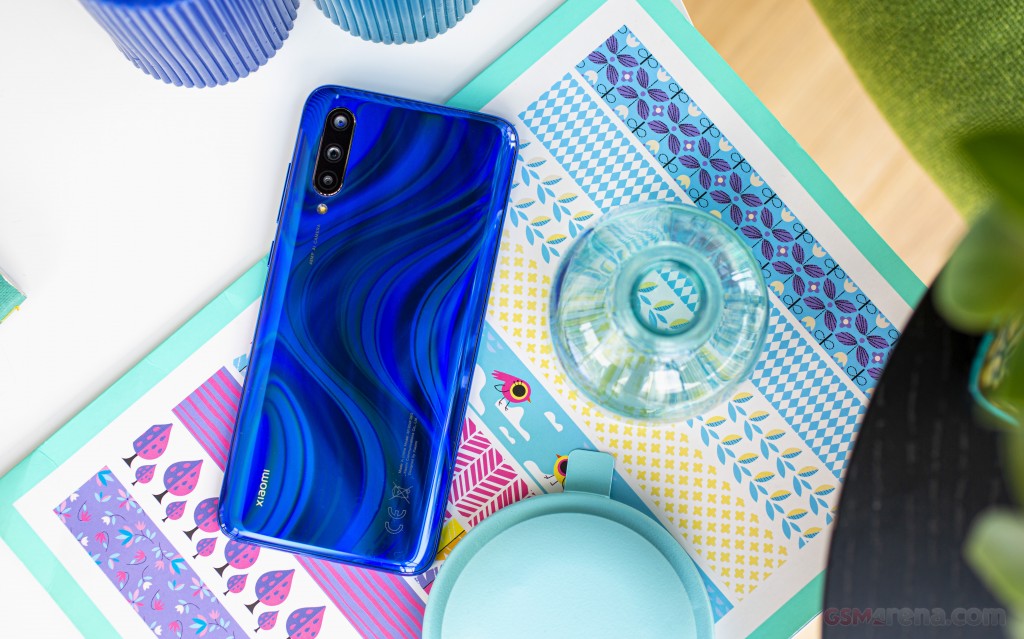 Xiaomi Mi 9 Lite 3