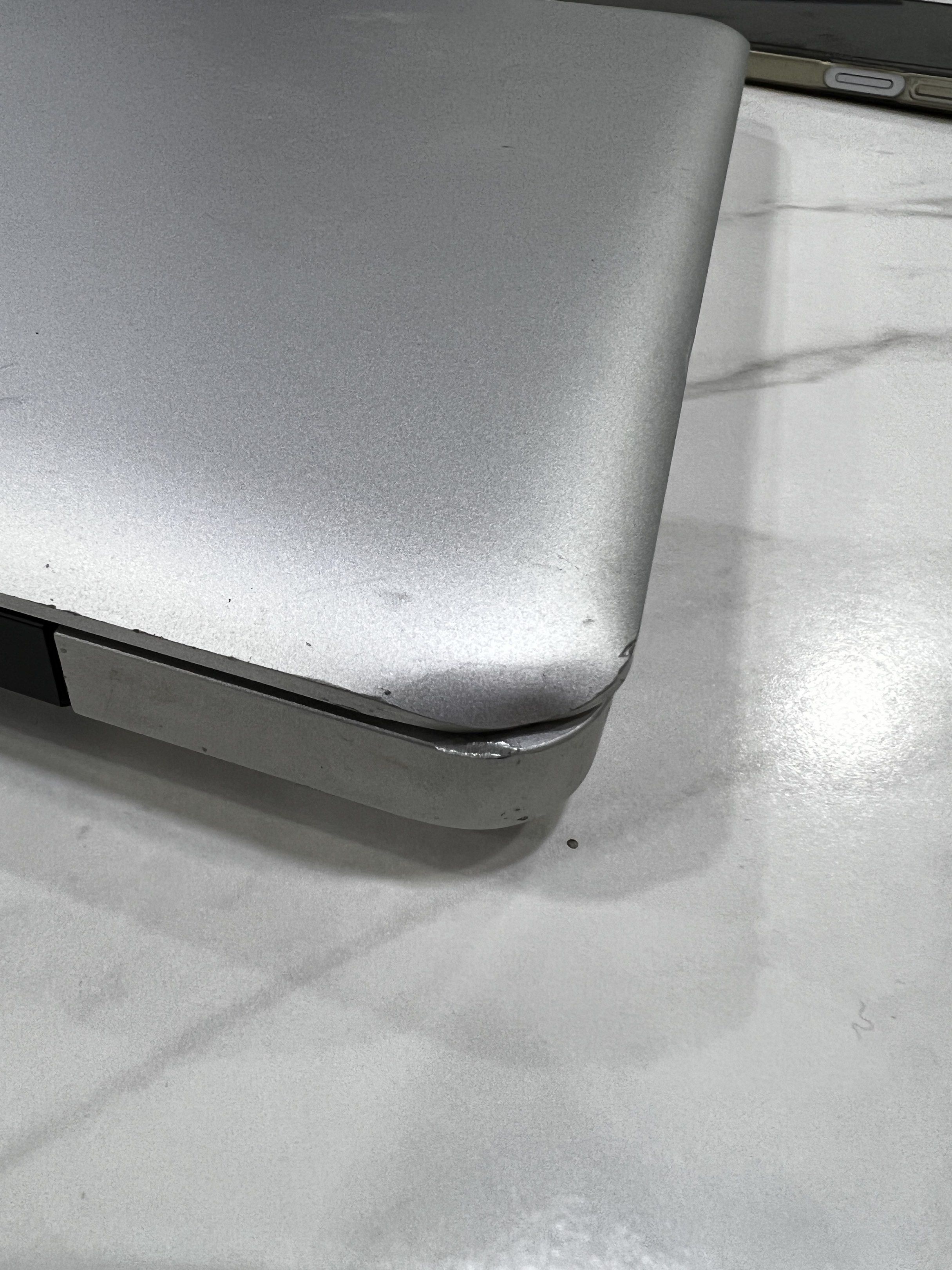 Apple MacBook Pro (13" Mid 2012) 2