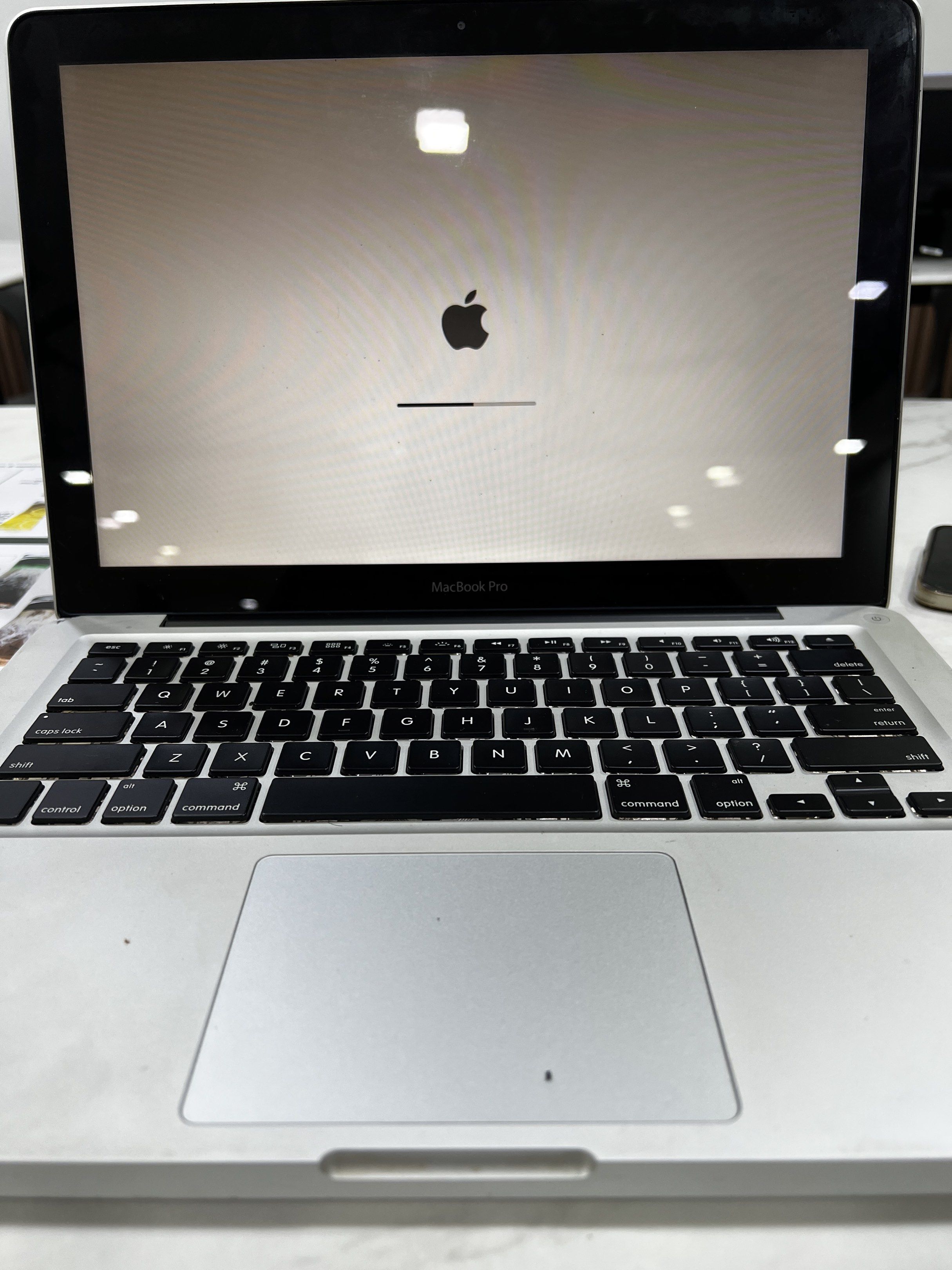 Apple MacBook Pro (13" Mid 2012) 3