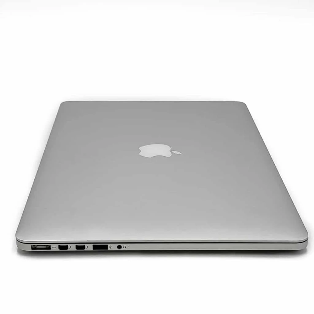 Apple MacBook Pro (Retina, 15" Late 2013) 2
