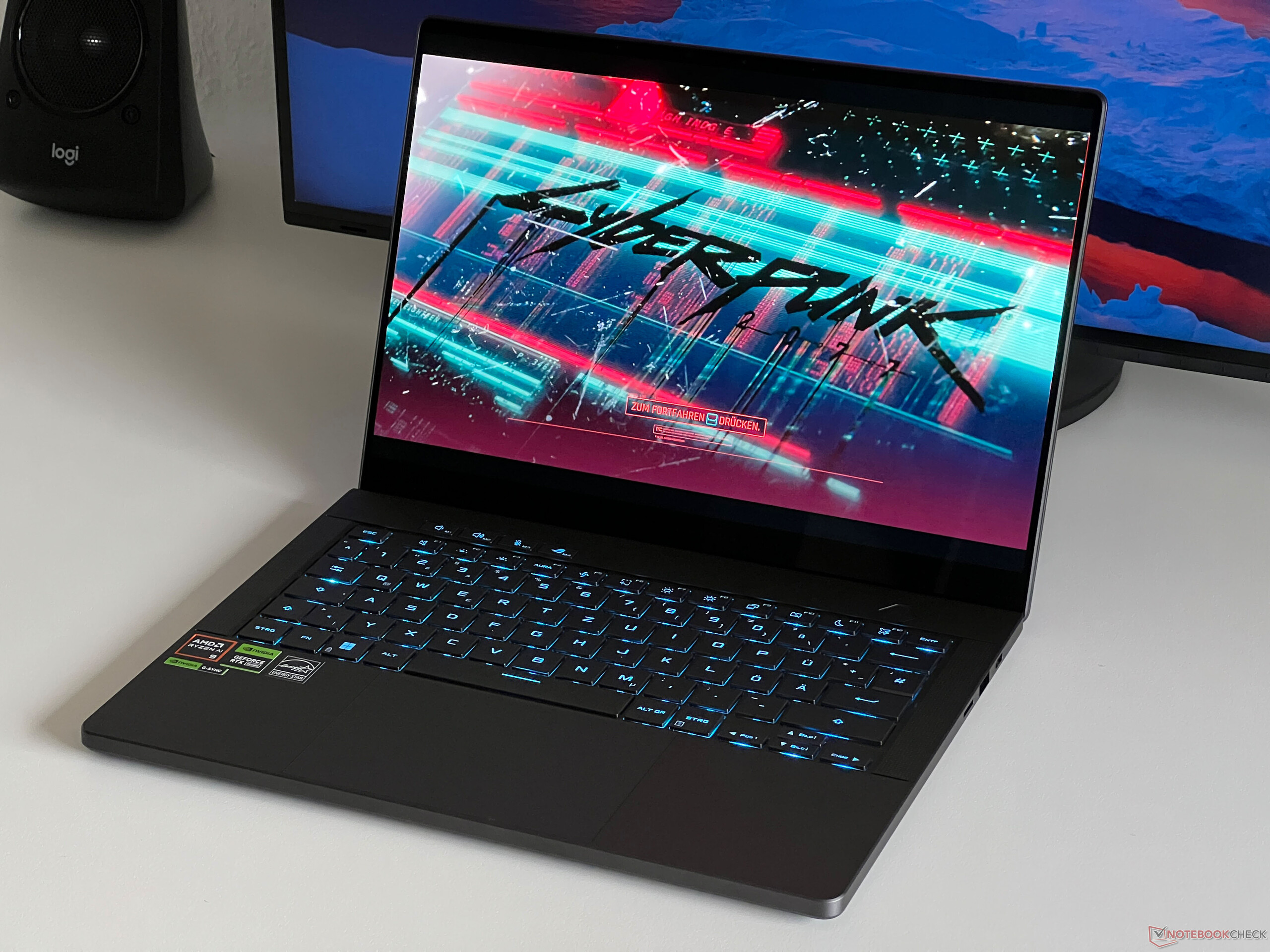 Asus ROG Zephyrus G14 GA403 (2024) 14" 4