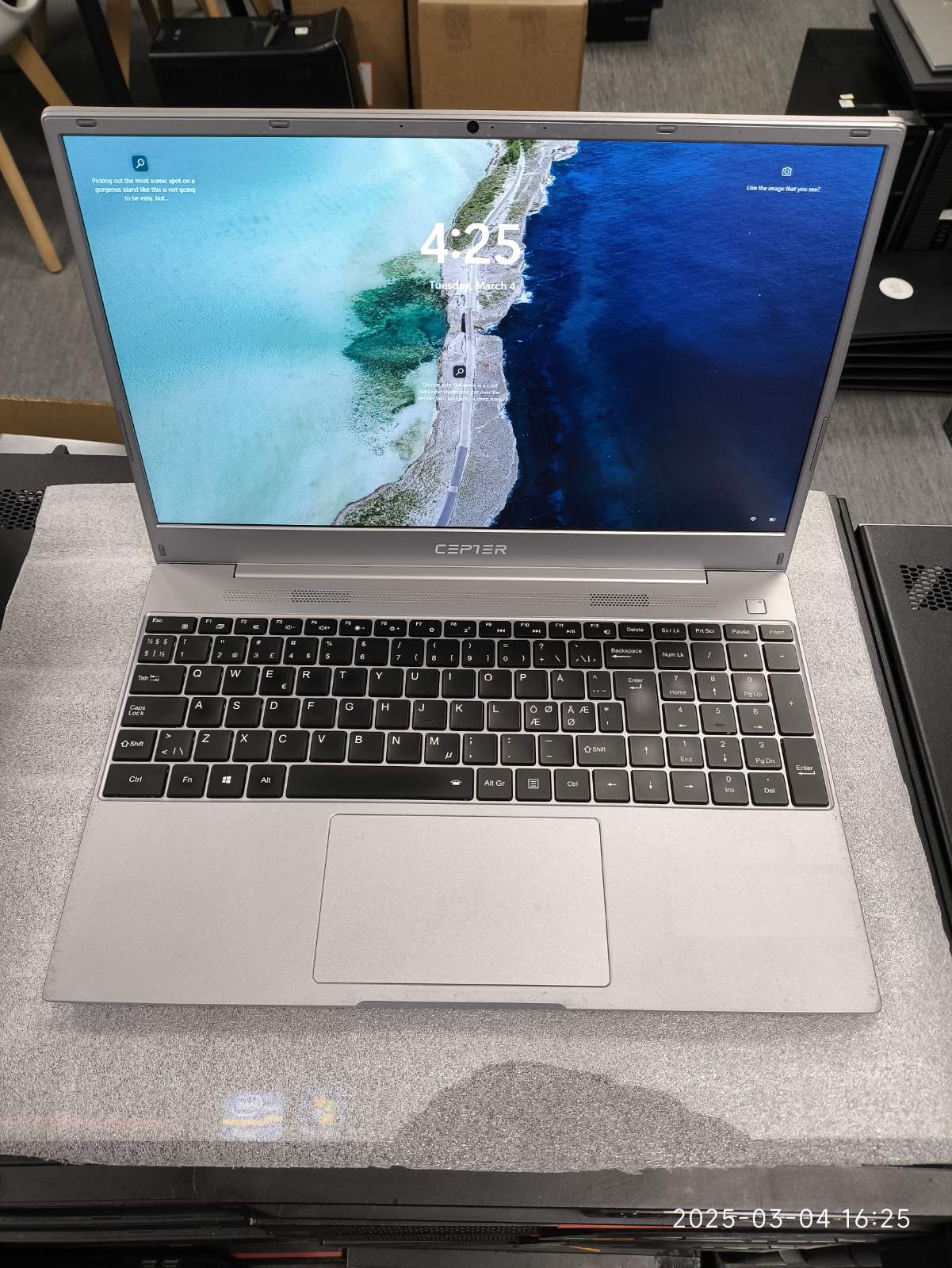 Cepter Dreambook N530-05 15.6"
