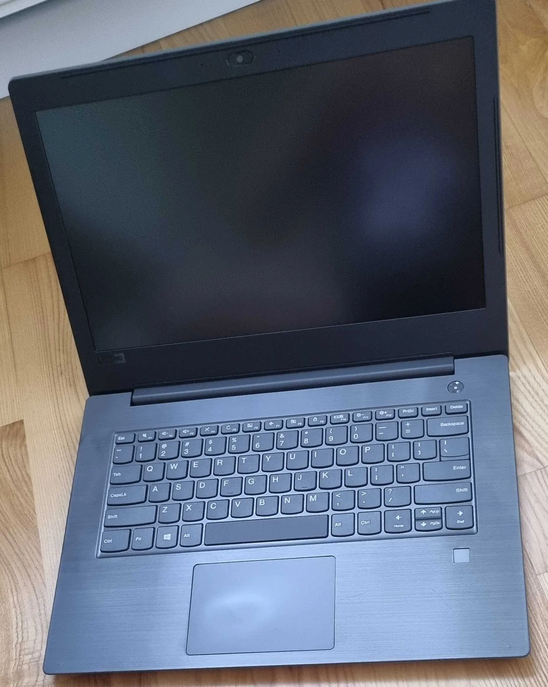 Lenovo V330-14IKB 14" 5