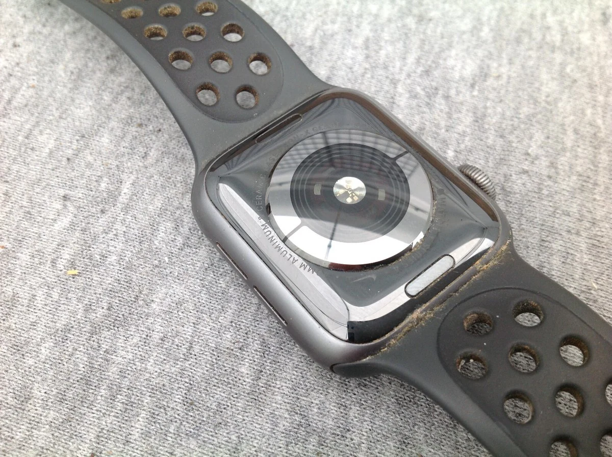 Apple Watch Series 4 44mm Nike+ GPS+Cellular Aluminum Case 3