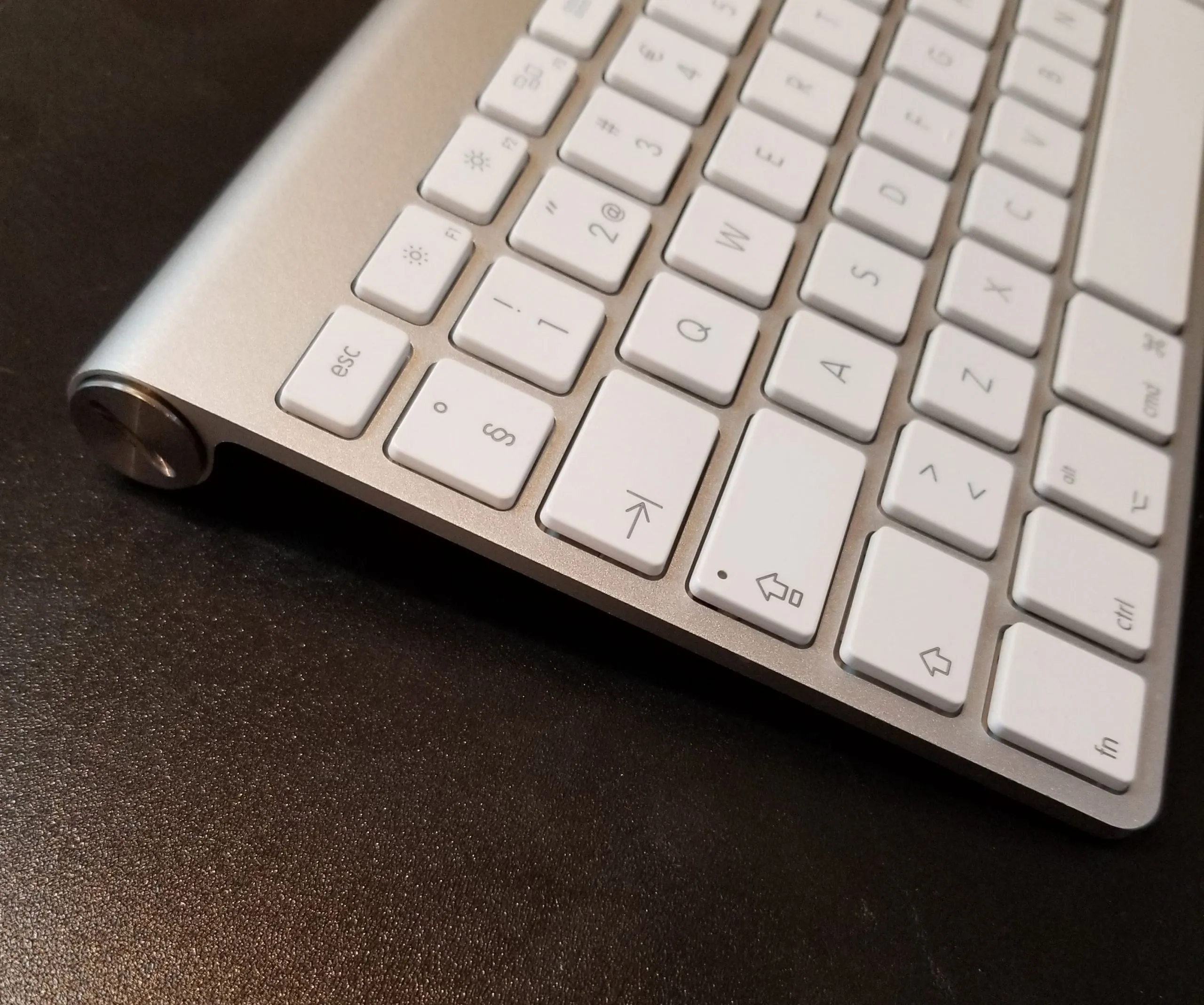 Apple Wireless Keyboard A1314 (CHE) 2